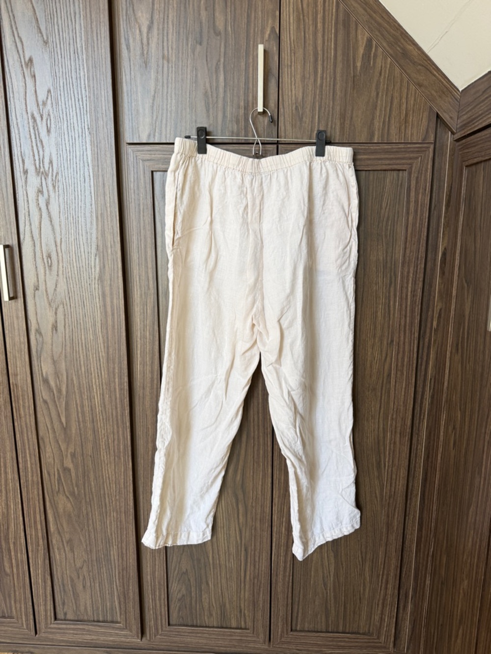 Quince Linen Pajama Set - Relaxed Short Sleeve Top & Wide Leg Pants - Picture 15 of 15